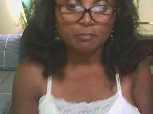 hotmomsexy webcam