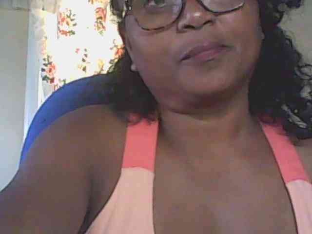 hotmomsexy webcam