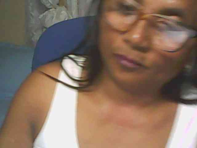 hotmomsexy webcam