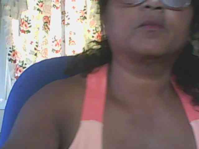 hotmomsexy webcam