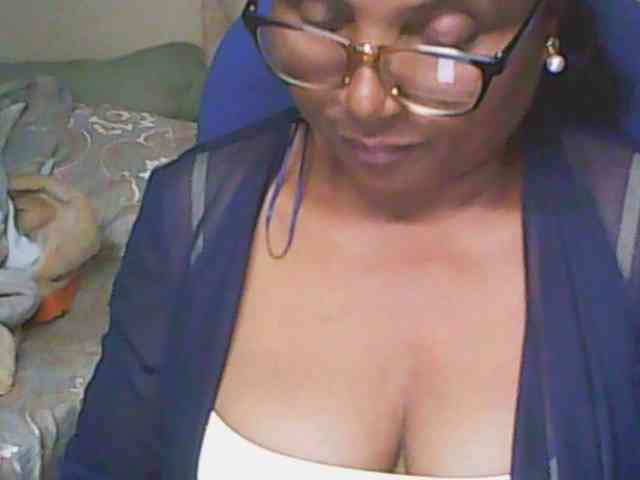 hotmomsexy webcam
