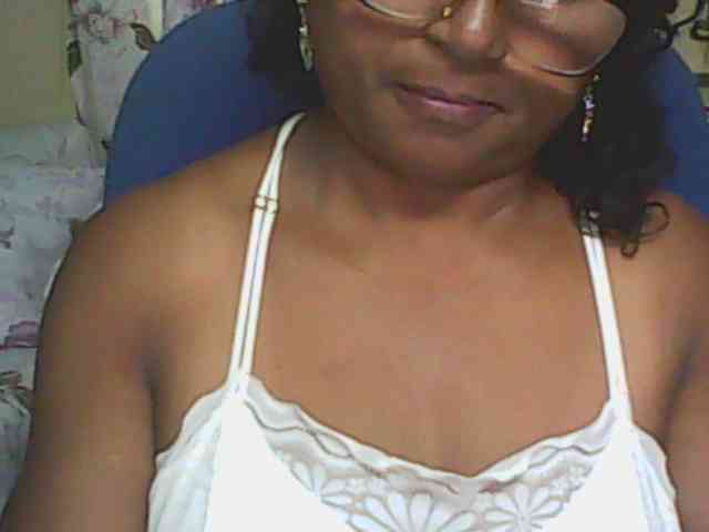 hotmomsexy webcam