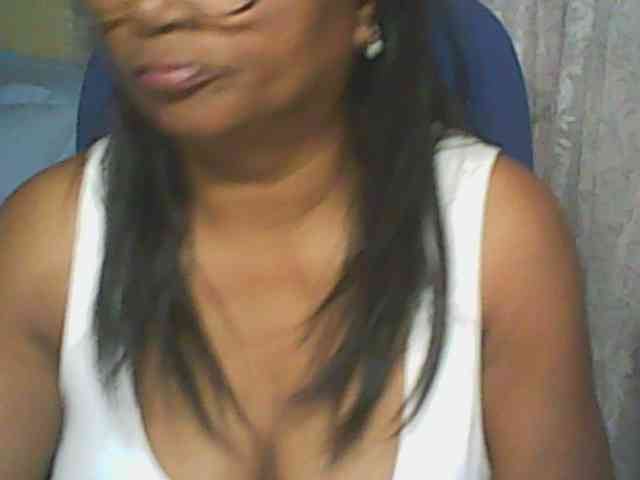 hotmomsexy webcam