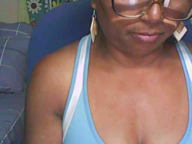 hotmomsexy webcam