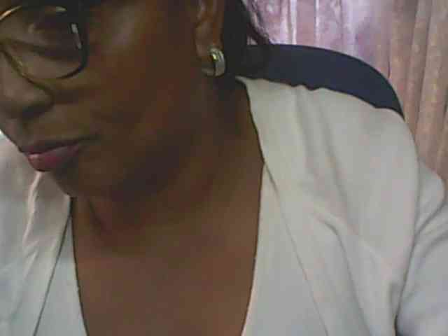 hotmomsexy webcam