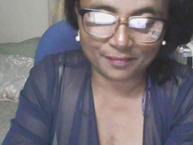hotmomsexy webcam