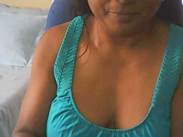 hotmomsexy webcam