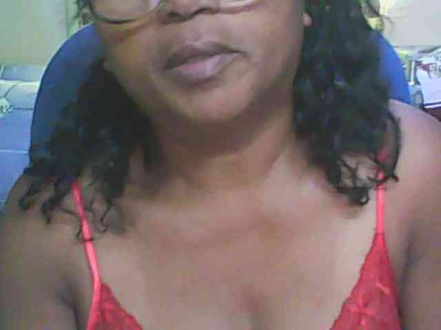 hotmomsexy webcam