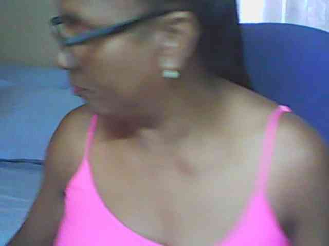 hotmomsexy webcam