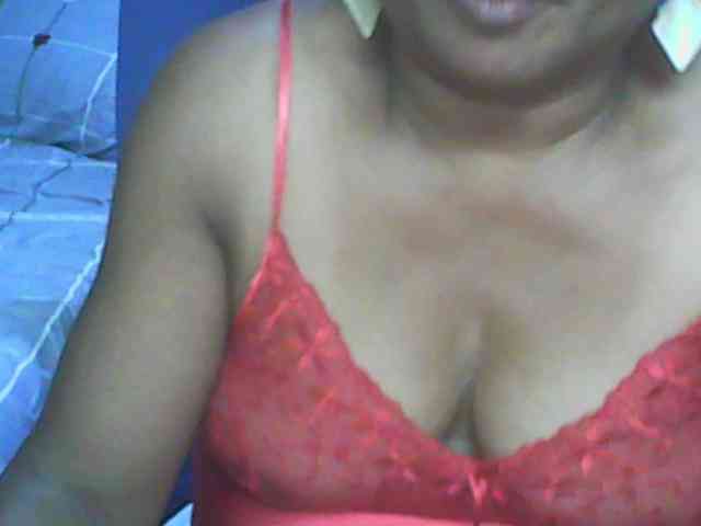 hotmomsexy webcam