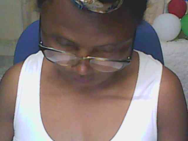 hotmomsexy webcam