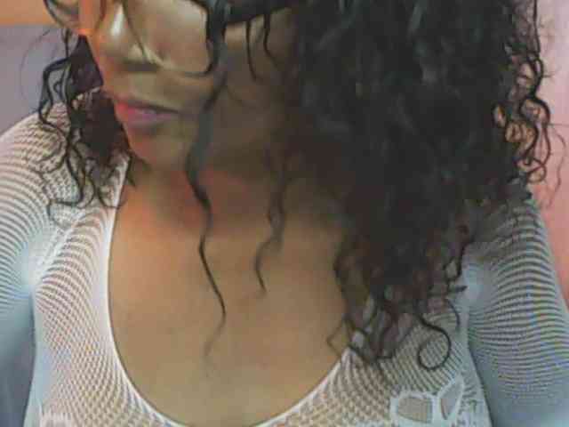 hotmomsexy webcam