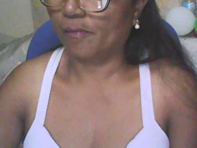 hotmomsexy webcam