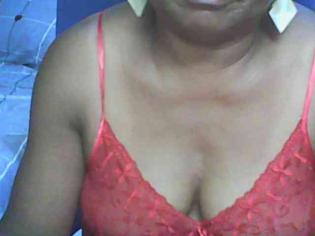 hotmomsexy webcam