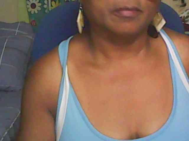 hotmomsexy webcam