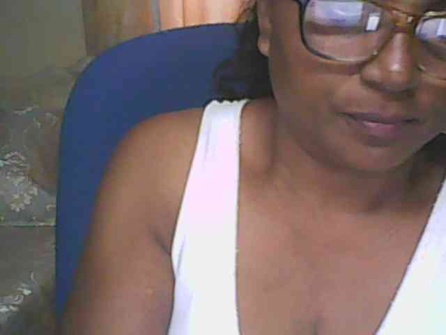 hotmomsexy webcam