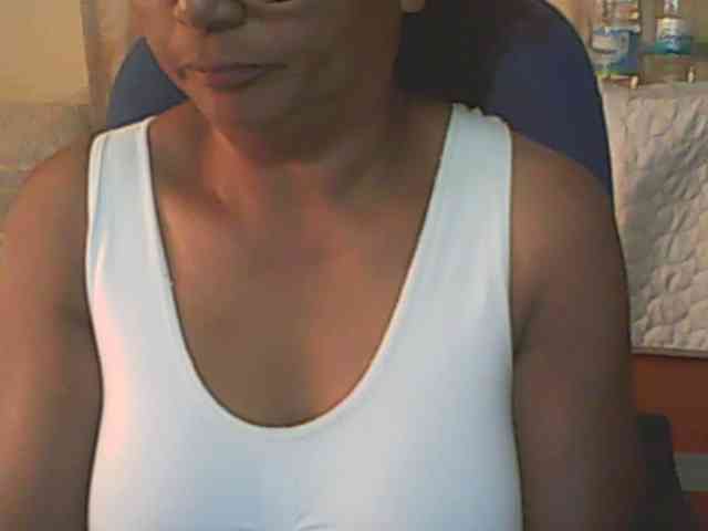 hotmomsexy webcam