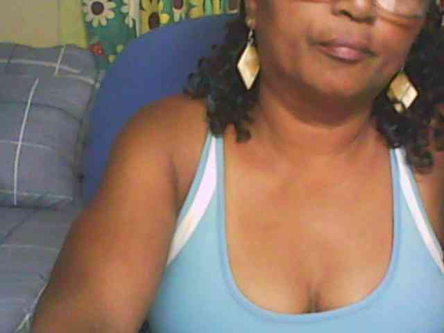 hotmomsexy webcam