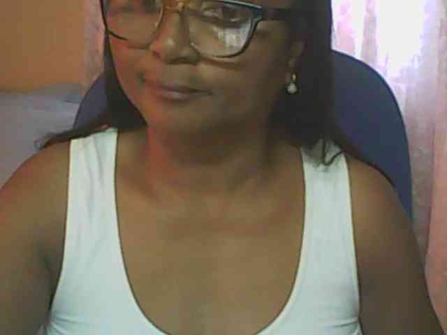 hotmomsexy webcam