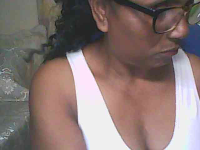 hotmomsexy webcam