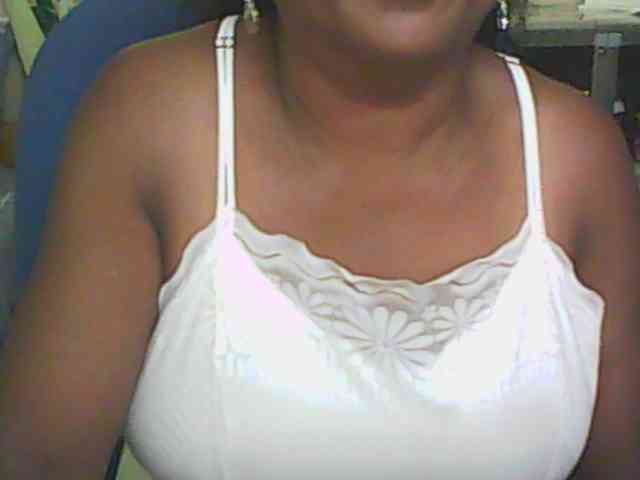 hotmomsexy webcam
