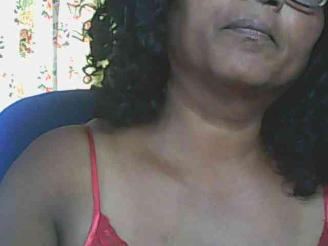hotmomsexy webcam