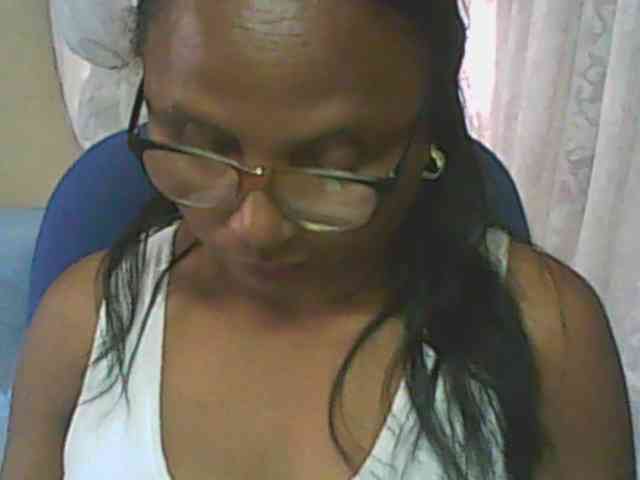 hotmomsexy webcam