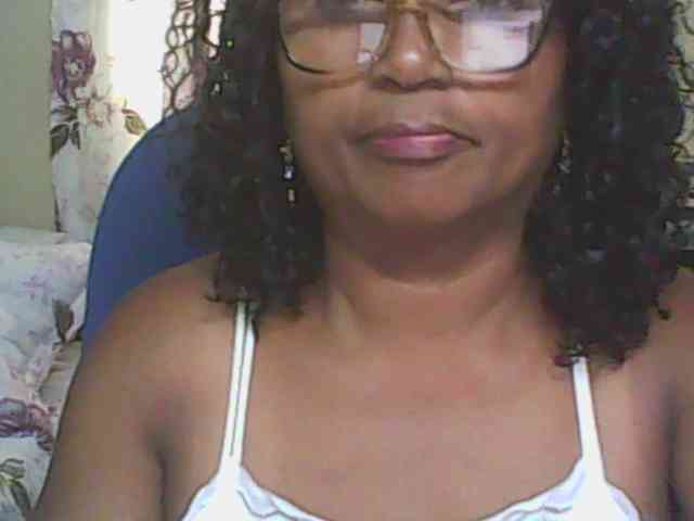 hotmomsexy webcam