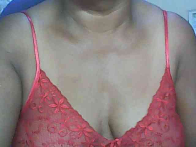 hotmomsexy webcam