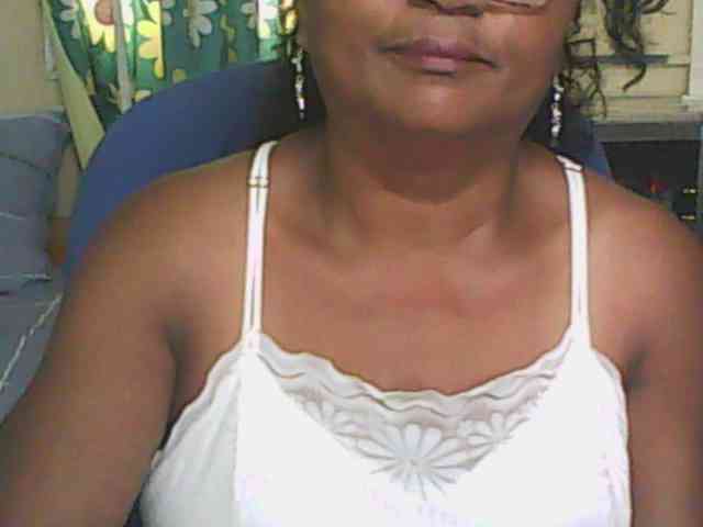 hotmomsexy webcam