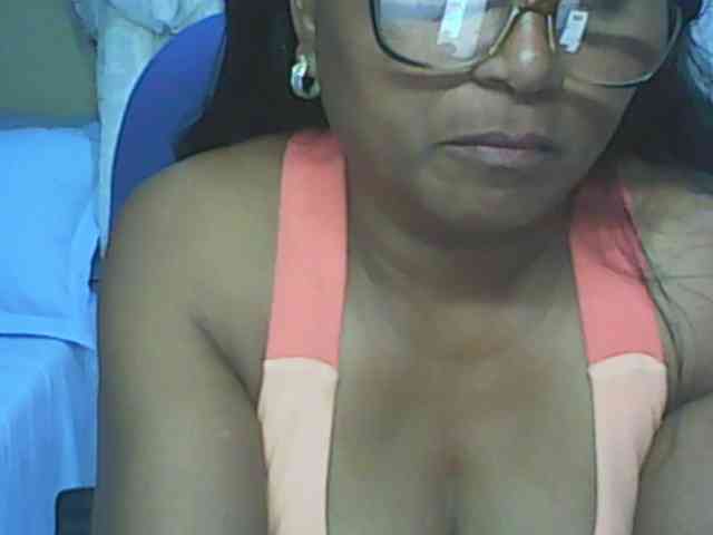 hotmomsexy webcam