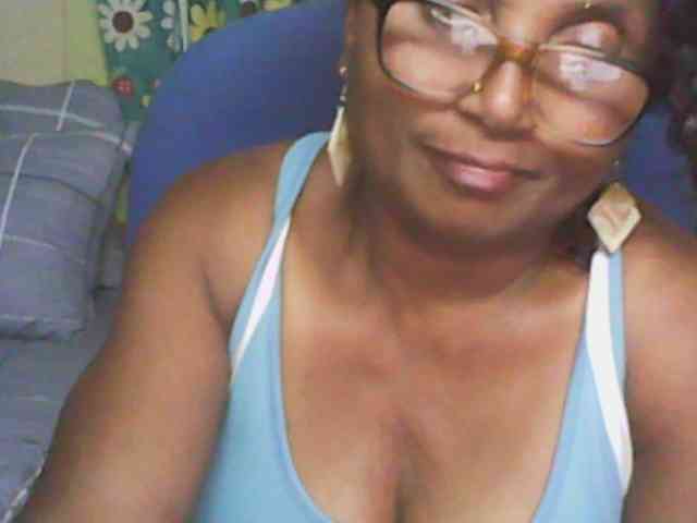 hotmomsexy webcam