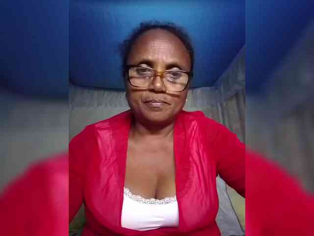 hotmomsexy Live Webcam on BongaCams