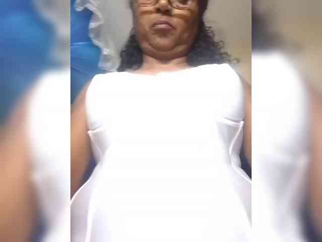 hotmomsexy webcam