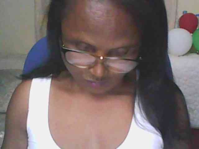 hotmomsexy webcam