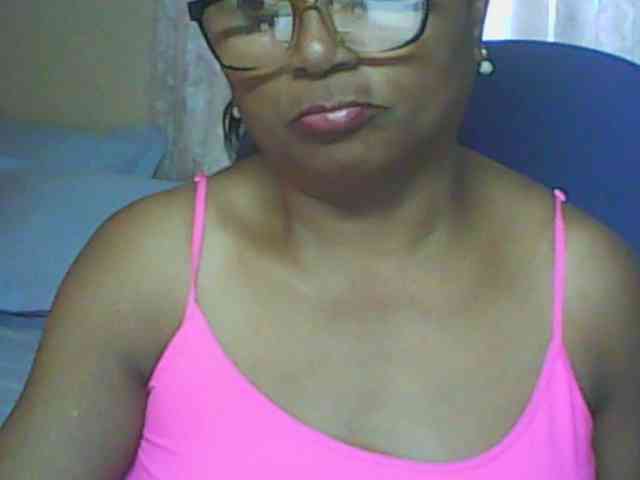 hotmomsexy webcam