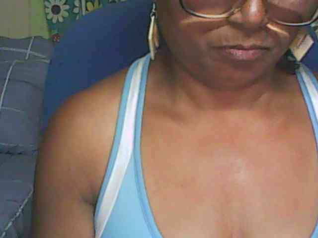 hotmomsexy webcam