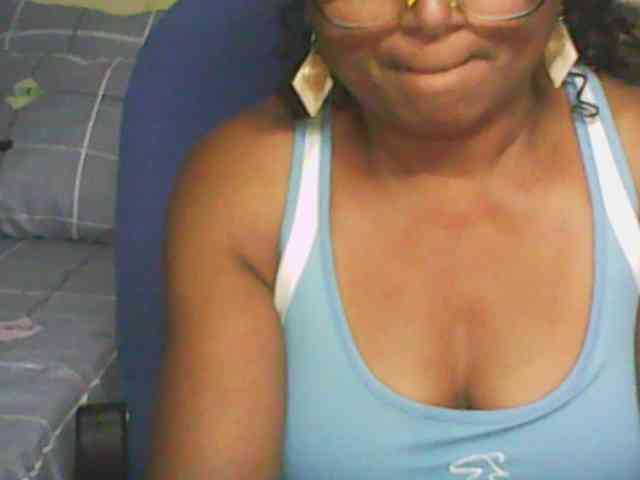 hotmomsexy webcam