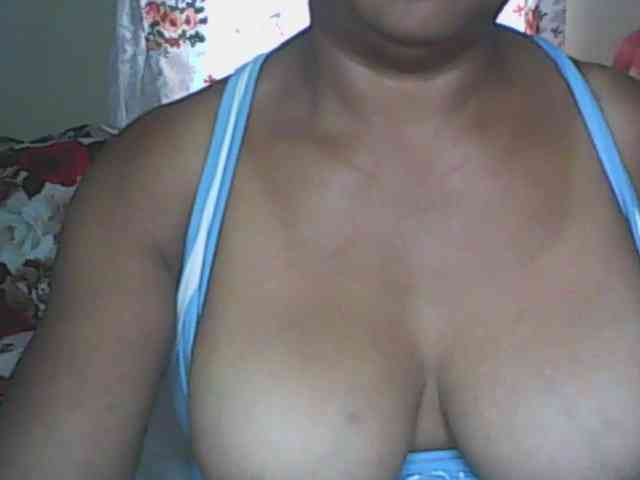 hotmomsexy webcam