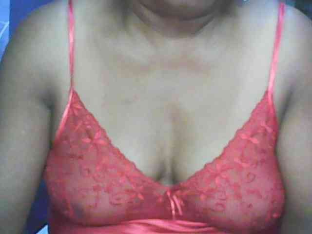 hotmomsexy Live Webcam on BongaCams