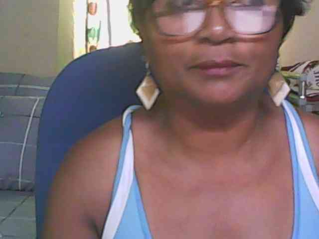 hotmomsexy webcam
