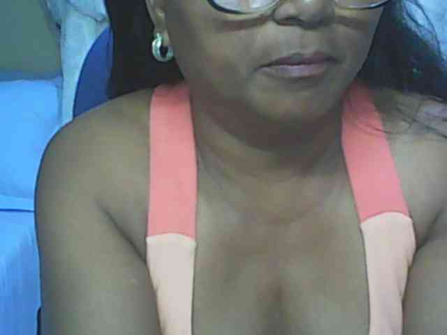 hotmomsexy webcam