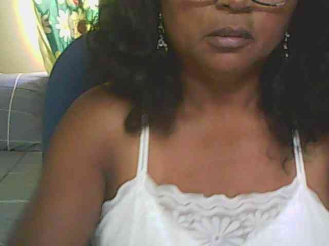 hotmomsexy webcam