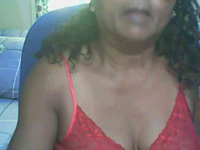 hotmomsexy webcam