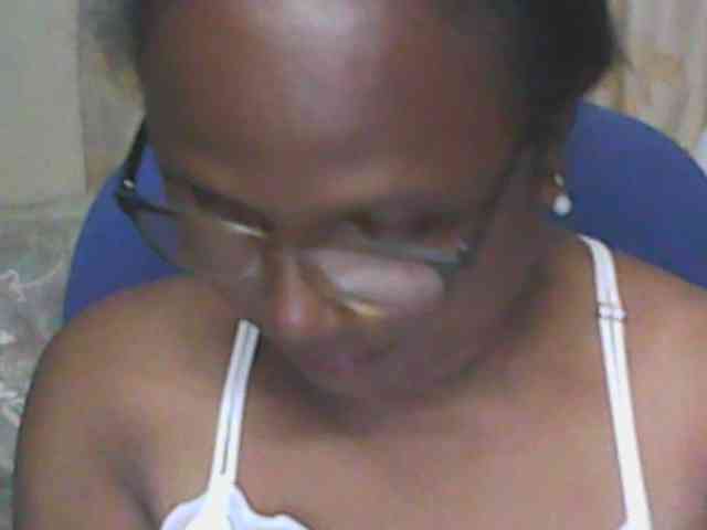 hotmomsexy webcam