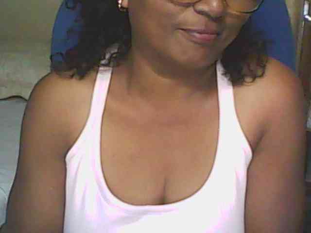 hotmomsexy webcam