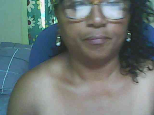 hotmomsexy webcam