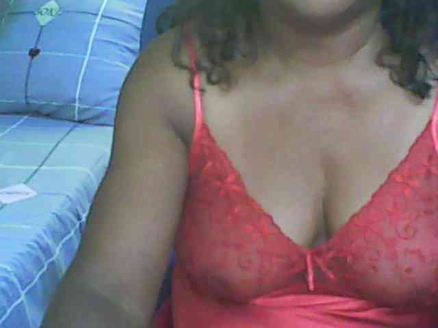 hotmomsexy webcam