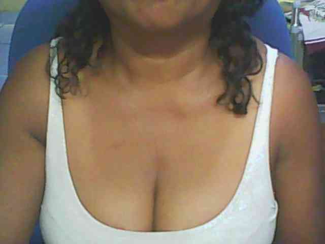 hotmomsexy webcam