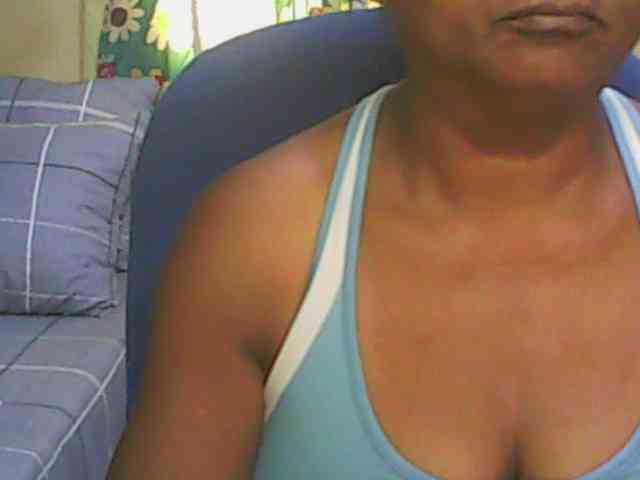 hotmomsexy webcam